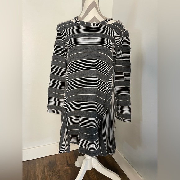 IC COLLECTION Tops - IC by Connie K. L.